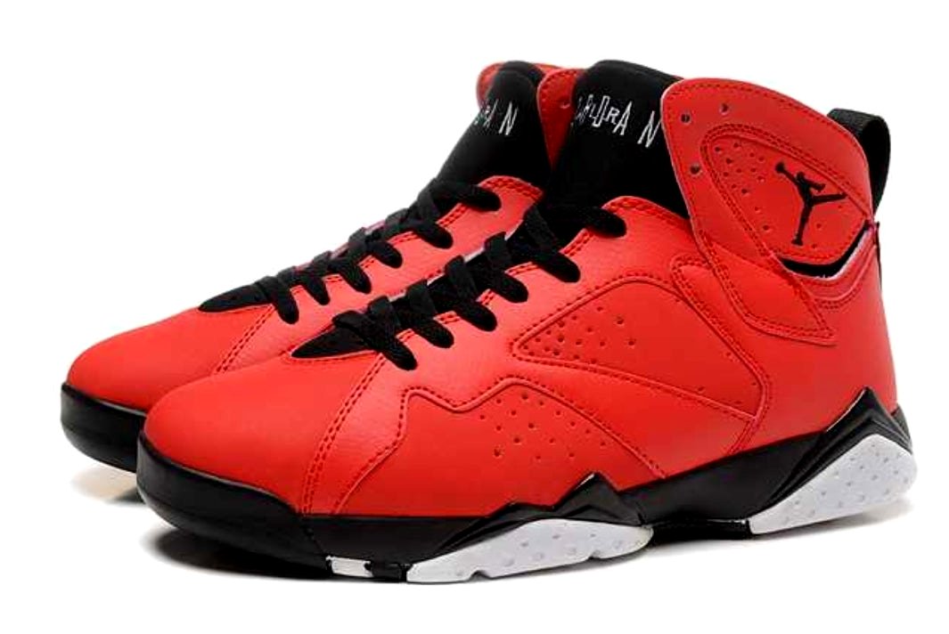 Les baskets Air Jordan 7 offrent un style iconique et une performance exceptionnelle.
  design emblématique   haute qualité. Au meilleur prix. Pas cher