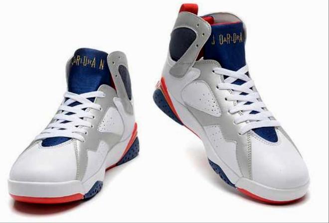 Les baskets Air Jordan 7 offrent un style iconique et une performance exceptionnelle.
  design emblématique   haute qualité. Au meilleur prix. Pas cher
