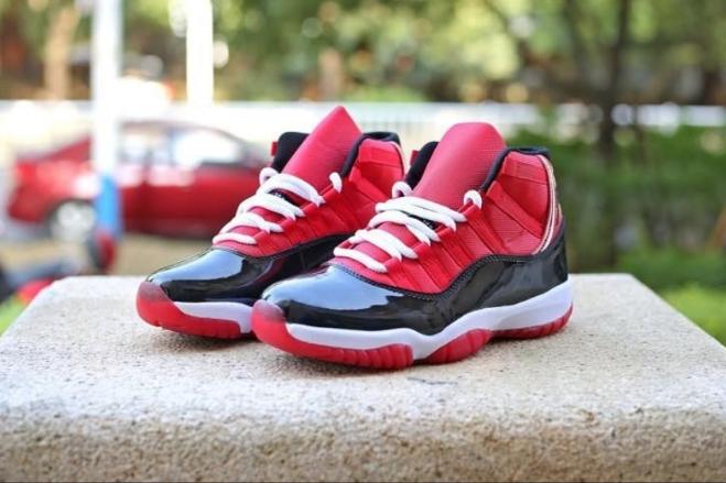 Les baskets Air Jordan 11 offrent un style légendaire et une performance exceptionnelle.design unique 
Pas Cher. moin cher.