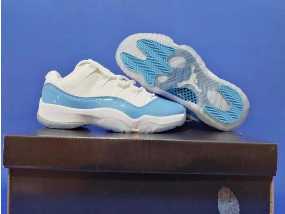 Les baskets Air Jordan 11 offrent un style légendaire et une performance exceptionnelle.design unique 
Pas Cher. moin cher.