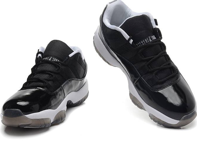 Les baskets Air Jordan 11 offrent un style légendaire et une performance exceptionnelle.design unique 
Pas Cher. moin cher.