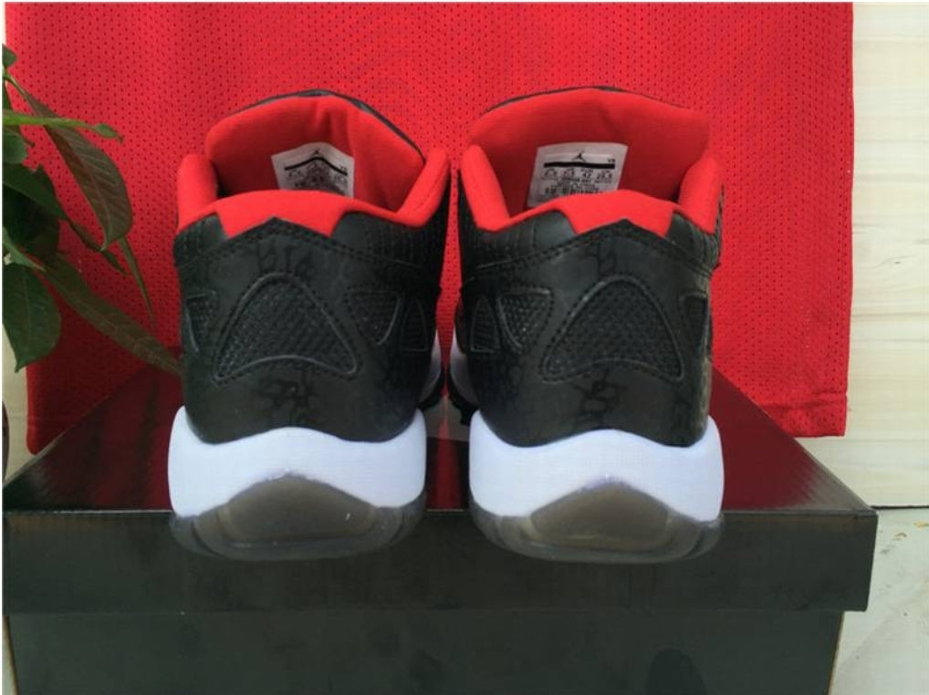 Les baskets Air Jordan 11 offrent un style légendaire et une performance exceptionnelle.design unique 
Pas Cher. moin cher.