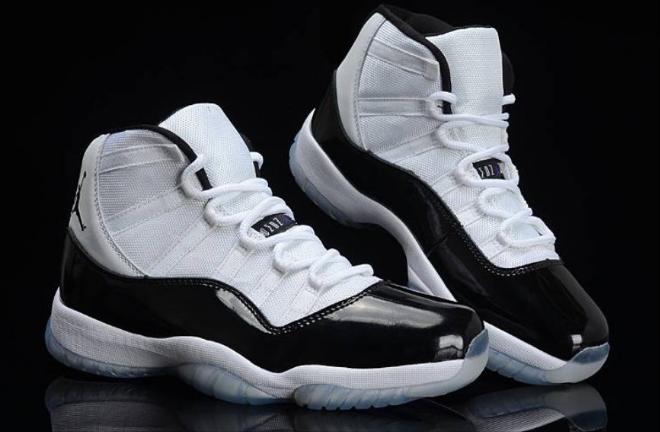 Air Jordan 11 sneakers 