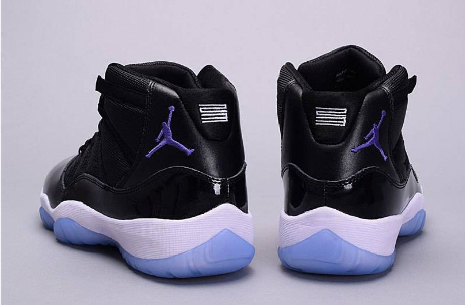 Les baskets Air Jordan 11 offrent un style légendaire et une performance exceptionnelle.design unique 
Pas Cher. moin cher.
