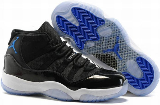 Les baskets Air Jordan 11 offrent un style légendaire et une performance exceptionnelle.design unique 
Pas Cher. moin cher.