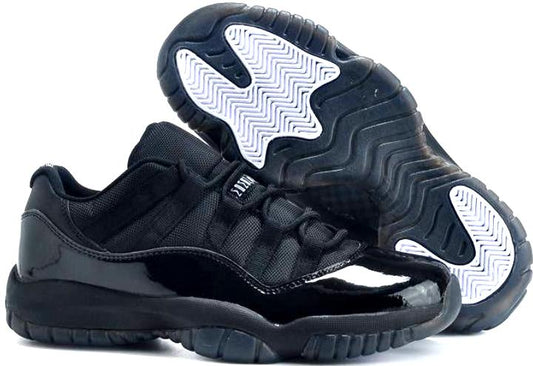 Les baskets Air Jordan 11 offrent un style légendaire et une performance exceptionnelle.design unique 
Pas Cher. moin cher.