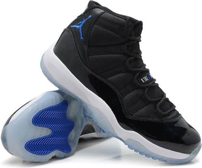 Les baskets Air Jordan 11 offrent un style légendaire et une performance exceptionnelle.design unique 
Pas Cher. moin cher.