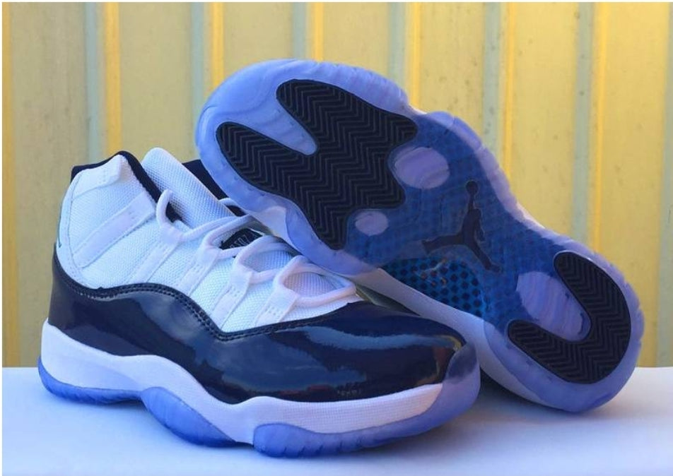 Les baskets Air Jordan 11 offrent un style légendaire et une performance exceptionnelle.design unique 
Pas Cher. moin cher.