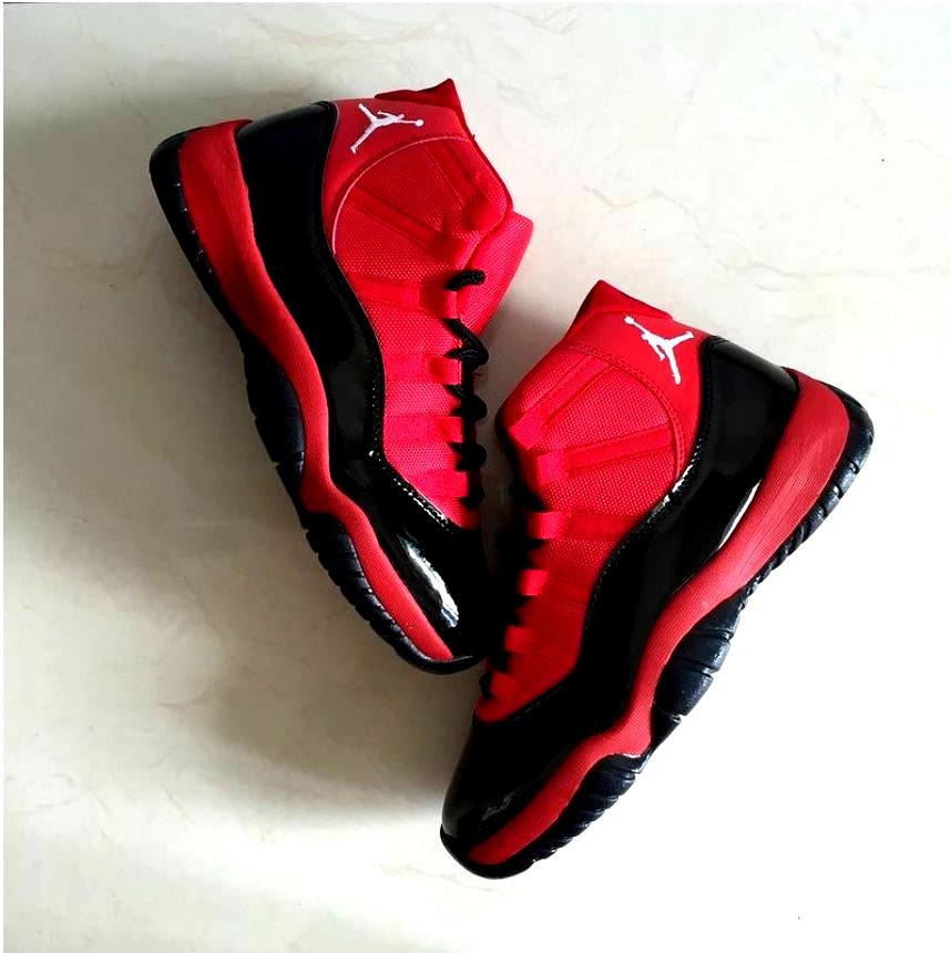 Les baskets Air Jordan 11 offrent un style légendaire et une performance exceptionnelle.design unique 
Pas Cher. moin cher.