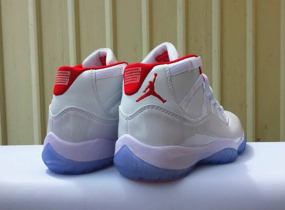 Les baskets Air Jordan 11 offrent un style légendaire et une performance exceptionnelle.design unique 
Pas Cher. moin cher.