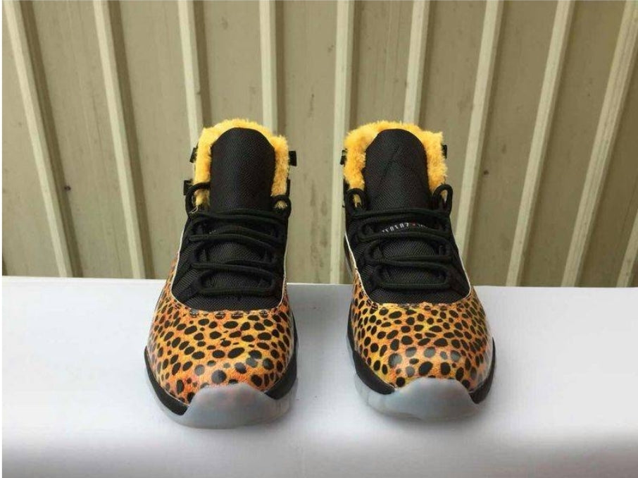Les baskets Air Jordan 11 offrent un style légendaire et une performance exceptionnelle.design unique 
Pas Cher. moin cher.