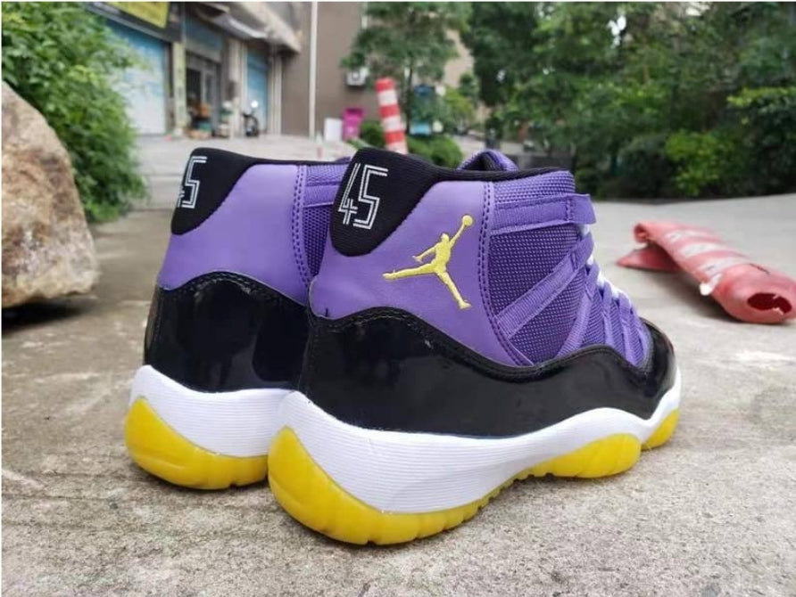 Les baskets Air Jordan 11 offrent un style légendaire et une performance exceptionnelle.design unique 
Pas Cher. moin cher.