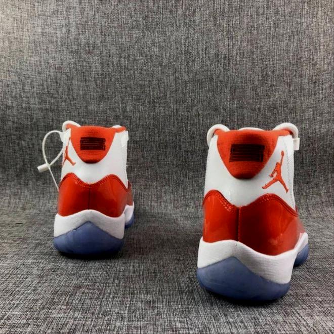 Les baskets Air Jordan 11 offrent un style légendaire et une performance exceptionnelle.design unique 
Pas Cher. moin cher.