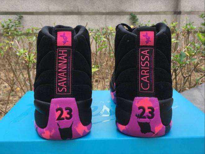 Les baskets Air Jordan 12 offrent un style iconique et une performance exceptionnelle.design distinctif.pas cher.moin Cher.