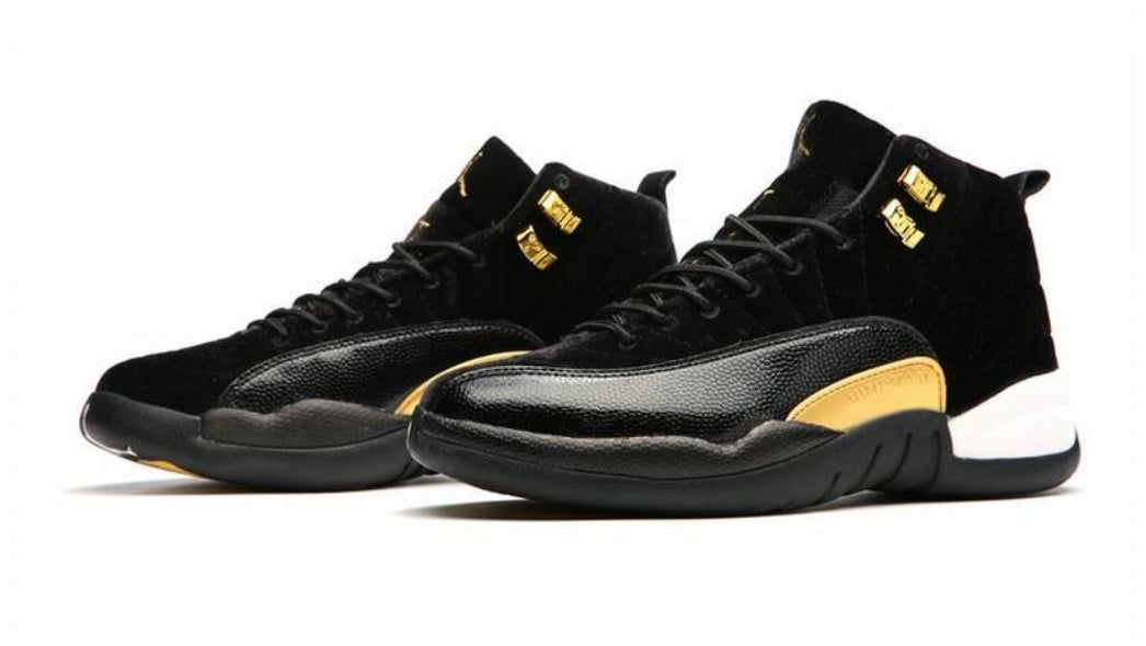 Les baskets Air Jordan 12 offrent un style iconique et une performance exceptionnelle.design distinctif.pas cher.moin Cher.