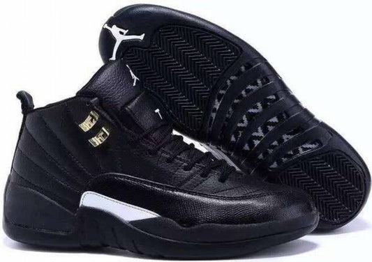 Les baskets Air Jordan 12 offrent un style iconique et une performance exceptionnelle.design distinctif.pas cher.moin Cher.