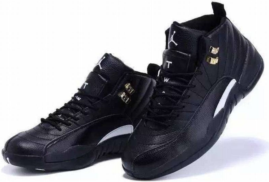 Les baskets Air Jordan 12 offrent un style iconique et une performance exceptionnelle.design distinctif.pas cher.moin Cher.