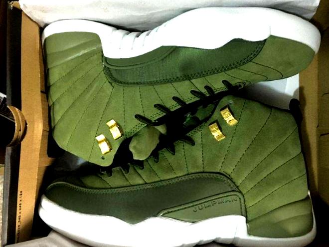 Les baskets Air Jordan 12 offrent un style iconique et une performance exceptionnelle.design distinctif.pas cher.moin Cher.