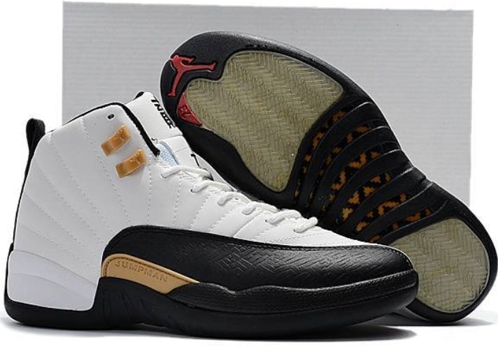 Les baskets Air Jordan 12 offrent un style iconique et une performance exceptionnelle.design distinctif.pas cher.moin Cher.