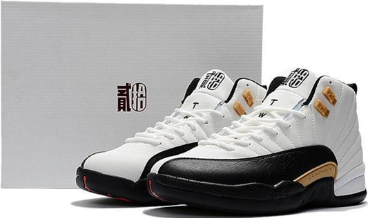Les baskets Air Jordan 12 offrent un style iconique et une performance exceptionnelle.design distinctif.pas cher.moin Cher.