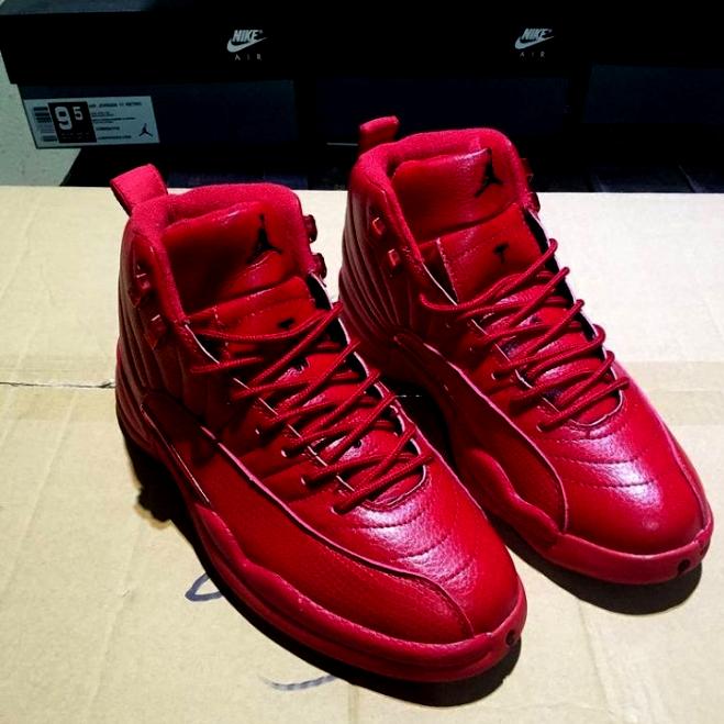 Les baskets Air Jordan 12 offrent un style iconique et une performance exceptionnelle.design distinctif.pas cher.moin Cher.