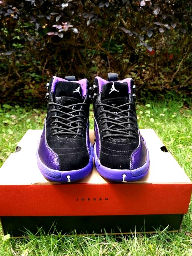 Les baskets Air Jordan 12 offrent un style iconique et une performance exceptionnelle.design distinctif.pas cher.moin Cher.