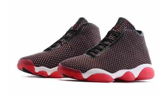 Les baskets Air Jordan 13 offrent un style emblématique et une performance exceptionnelle.
 design distinctif .pas Cher. Moins cher.