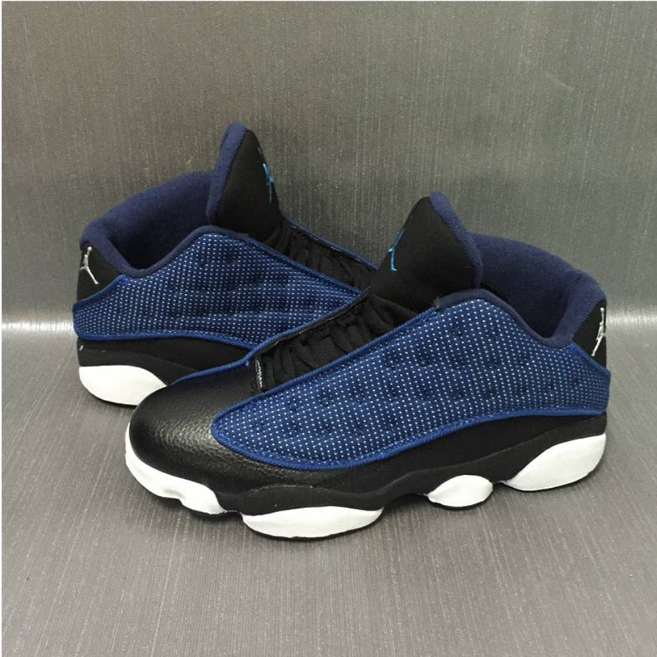 Les baskets Air Jordan 13 offrent un style emblématique et une performance exceptionnelle.
 design distinctif .pas Cher. Moins cher.
