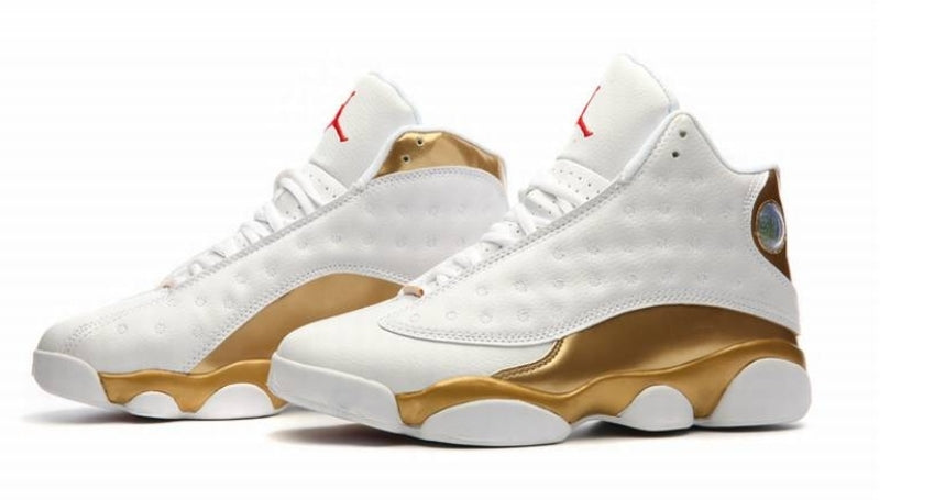Les baskets Air Jordan 13 offrent un style emblématique et une performance exceptionnelle.
 design distinctif .pas Cher. Moins cher.