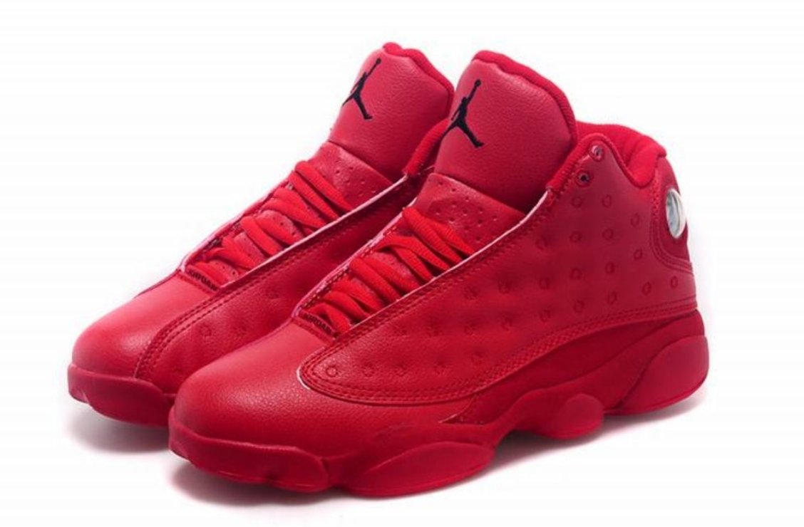 Les baskets Air Jordan 13 offrent un style emblématique et une performance exceptionnelle.
 design distinctif .pas Cher. Moins cher.