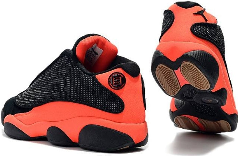 Les baskets Air Jordan 13 offrent un style emblématique et une performance exceptionnelle.
 design distinctif .pas Cher. Moins cher.