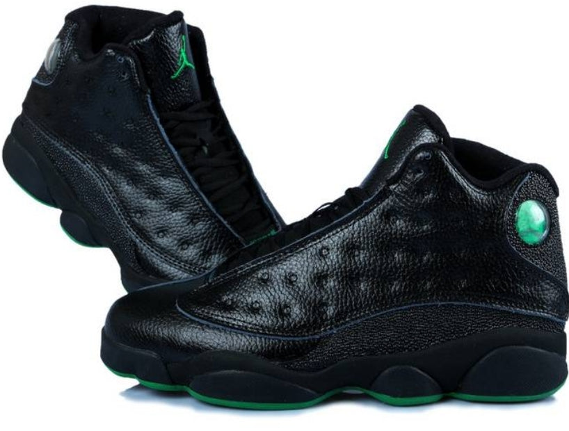 Les baskets Air Jordan 13 offrent un style emblématique et une performance exceptionnelle.
 design distinctif .pas Cher. Moins cher.