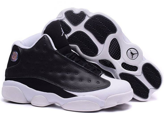 Les baskets Air Jordan 13 offrent un style emblématique et une performance exceptionnelle.
 design distinctif .pas Cher. Moins cher.