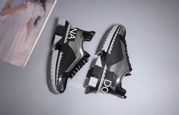 les chaussures Dolce & Gabbana Femme sont un témoignage de l'engagement de Dolce & Gabbana à combiner style et sophistication.