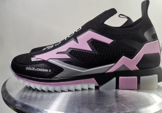 les chaussures Dolce & Gabbana Femme sont un témoignage de l'engagement de Dolce & Gabbana à combiner style et sophistication.