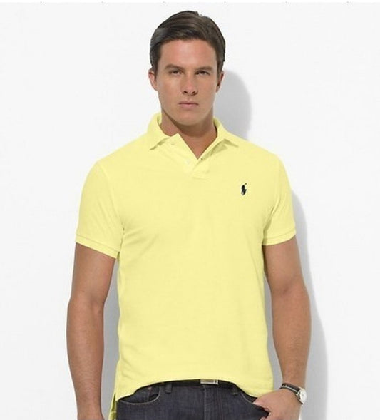 Les polos Ralph Lauren pour homme incarnent l’essence de l’élégance américaine, mêlant sophistication et décontraction. Au meilleur prix 