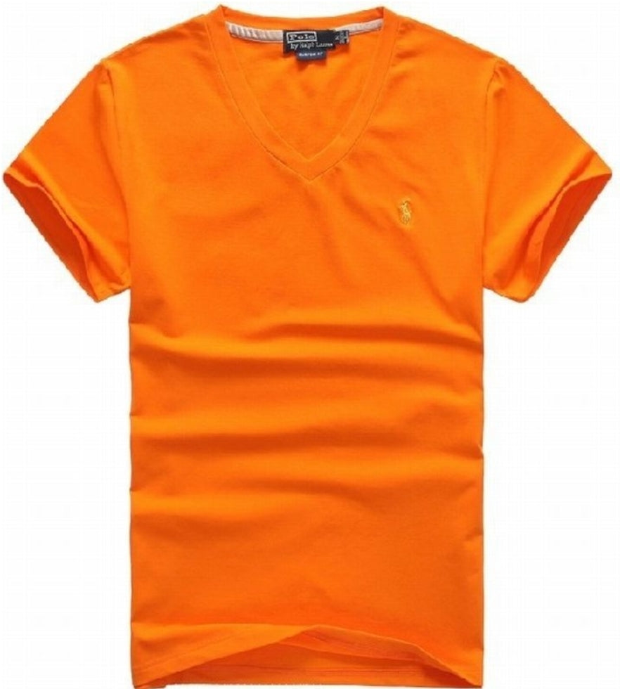 Les polos Ralph Lauren pour homme sont le symbole parfait de l'élégance décontractée, alliant style et confort depuis des générations.