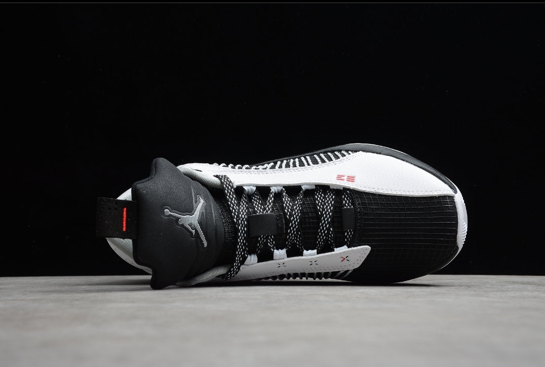 Les baskets Air Jordan 35 offrent un style emblématique et une performance exceptionnelle.

design distinctif . Pas cher. Le moins cher.