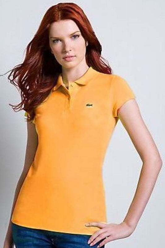 Les polos Lacoste Femme offrent une élégance et une qualité inégalées avec leur design intemporel et l'utilisation de matériaux haut de gamme.