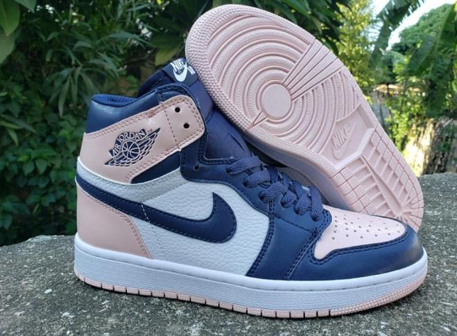Les baskets Air Jordan 1 offrent un style iconique et une performance légendaire.

 leur design emblématique .pas cher. Le moins cher.