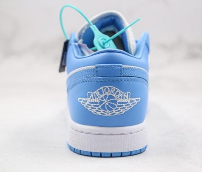Les baskets Air Jordan 1 offrent un style iconique et une performance légendaire.

 leur design emblématique .pas cher. Le moins cher.