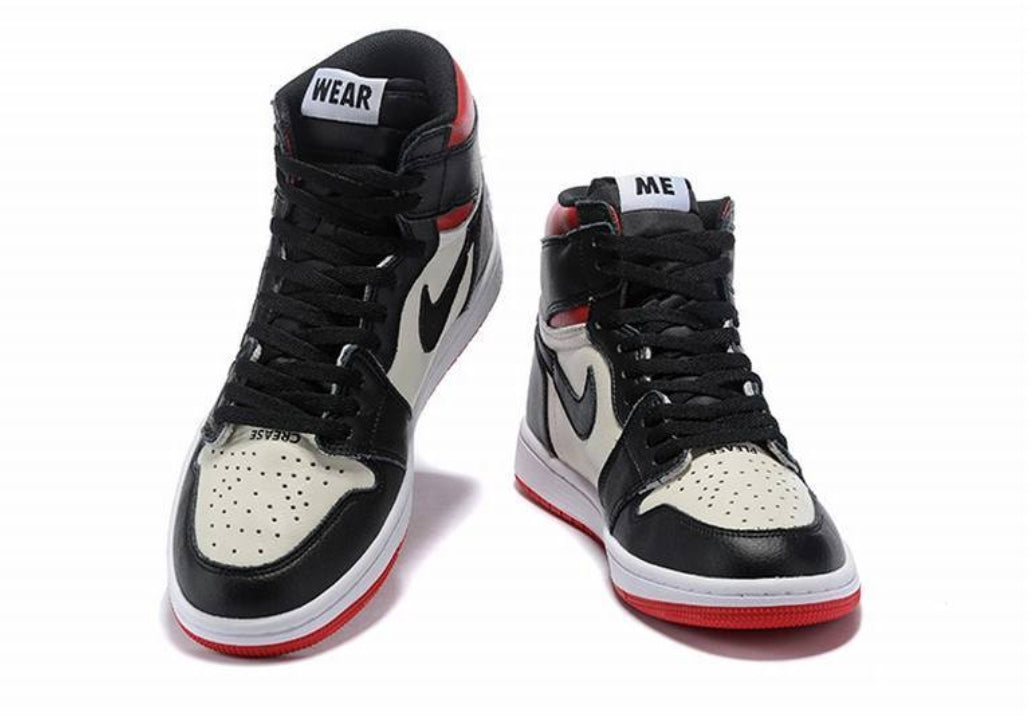 Les baskets Air Jordan 1 offrent un style iconique et une performance légendaire.

 leur design emblématique .pas cher. Le moins cher.