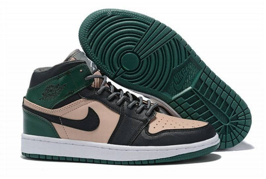 Les baskets Air Jordan 1 offrent un style iconique et une performance légendaire.

 leur design emblématique .pas cher. Le moins cher.