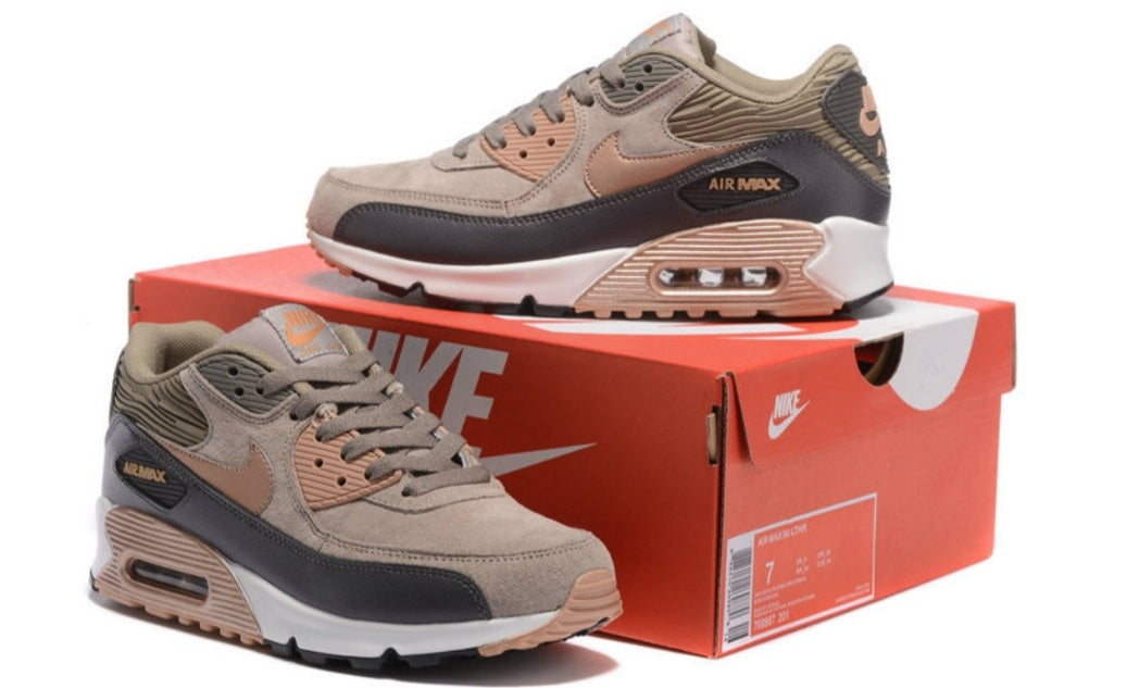 Les baskets Nike Air Max 90 sont synonymes de style emblématique et de confort absolu.  design. Pas cher.moin cher. Retro