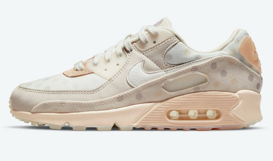 Les baskets Nike Air Max 90 sont synonymes de style emblématique et de confort absolu.  design. Pas cher.moin cher. Retro