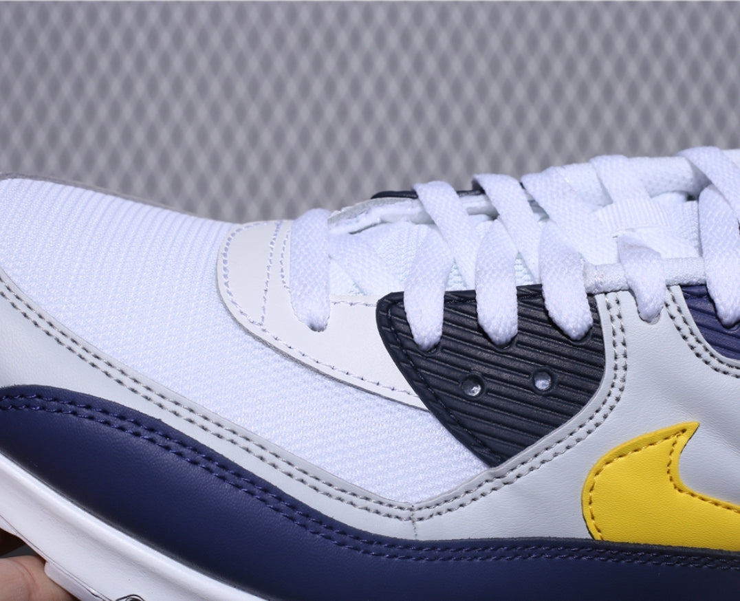 Les baskets Nike Air Max 90 sont synonymes de style emblématique et de confort absolu.  design. Pas cher.moin cher. Retro