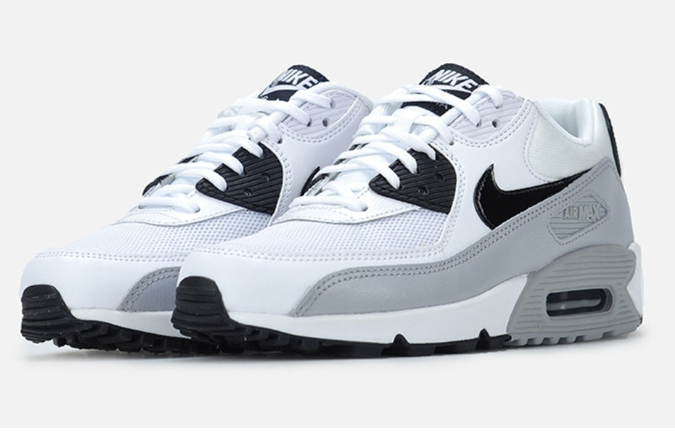 Les baskets Nike Air Max 90 sont synonymes de style emblématique et de confort absolu.  design. Pas cher.moin cher. Retro