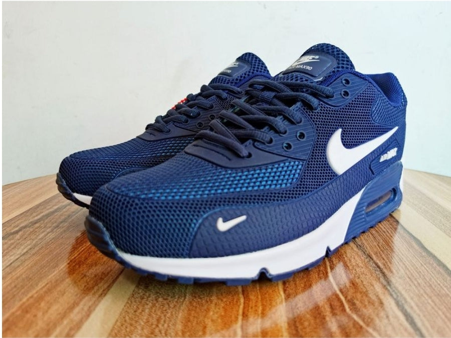 Les baskets Nike Air Max 90 sont synonymes de style emblématique et de confort absolu.  design. Pas cher.moin cher. Retro