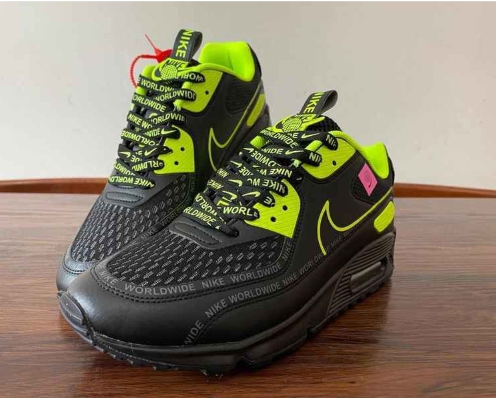 Les baskets Nike Air Max 90 sont synonymes de style emblématique et de confort absolu.  design. Pas cher.moin cher. Retro