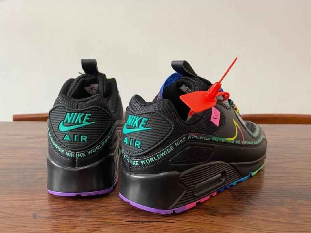 Les baskets Nike Air Max 90 sont synonymes de style emblématique et de confort absolu.  design. Pas cher.moin cher. Retro
